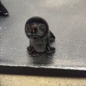 Vintage Black lead crystal Seal Figurine